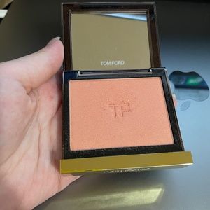 TOM FORD BLUSH